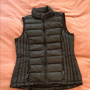 Weatherproof Black Quilted Packable Puffer Vest